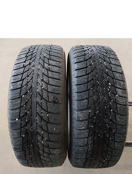 Käytetyt 225/55R17 Kumho kitkarenkaat 2kpl