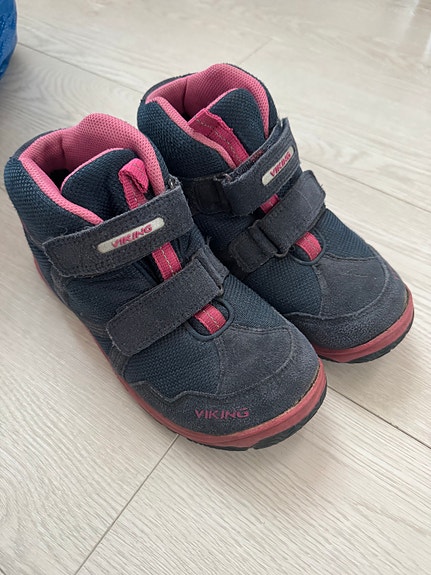 Viking goretex välikausikengät koko 35