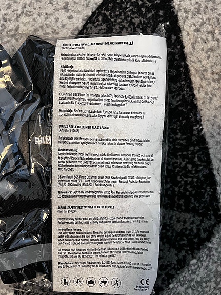Heijastinliivi musta