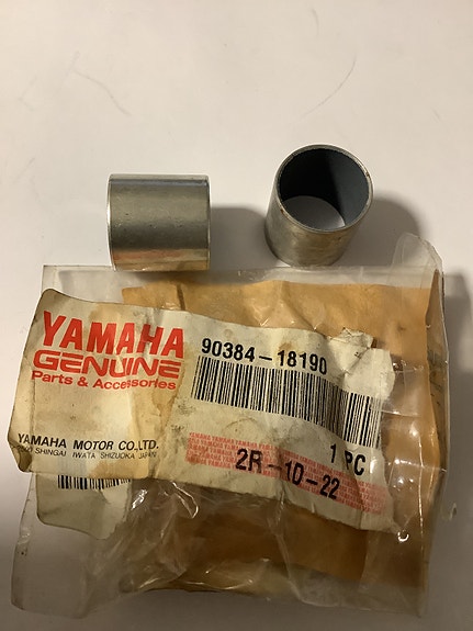 90384-18190 Holkki YAMAHA TTR125,TDM850.YZ80,