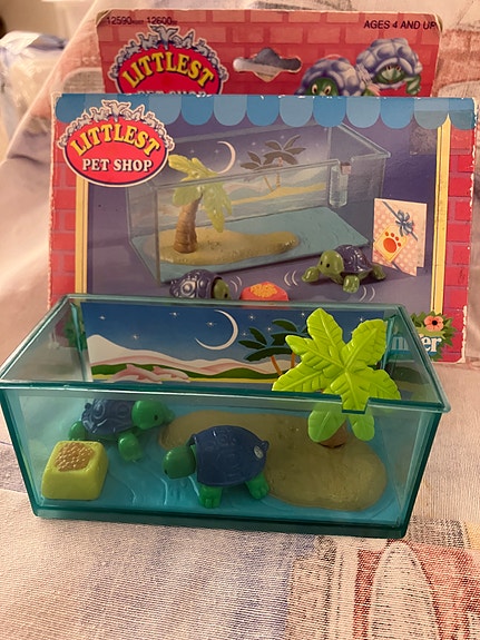 Littlest Pet Shop, pienet kilpikonnat akvaarioineen