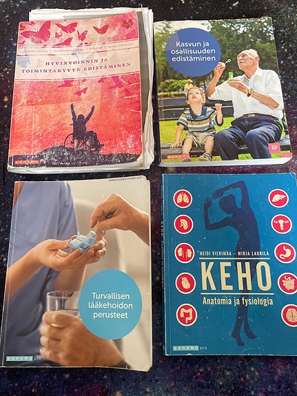 Lähihoitaja kirjat