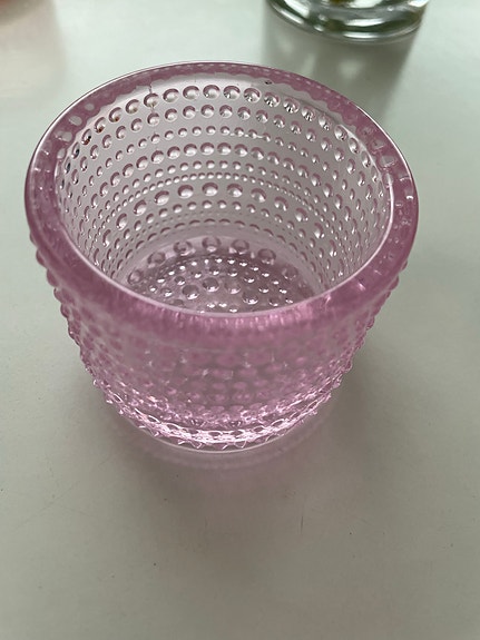 Iittala Kastehelmi tuikkukippo vaaleanpunainen lasi