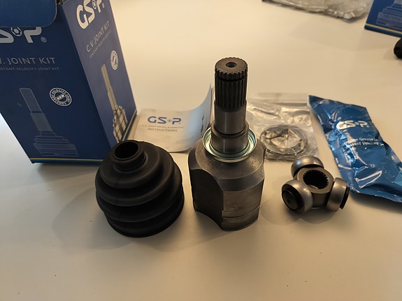 Toyota sisempi vetonivel GSP 699038