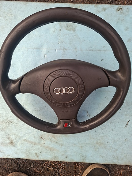 Audi A6 C6 Ohjauspyörä