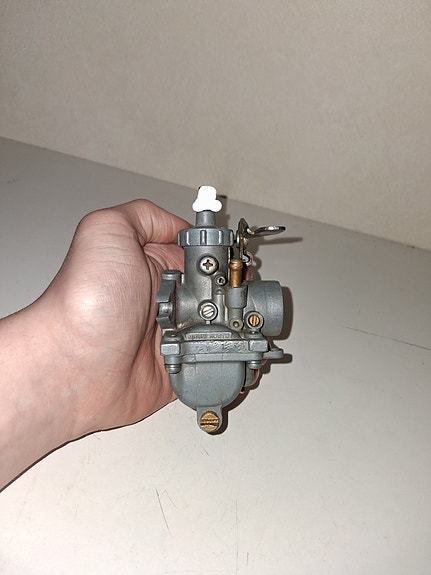 Mikuni 12mm kaasutin