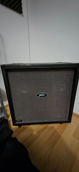Peavey ValveKing 4x12" kaappi