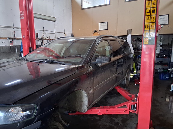 Volvo v-70 d5 vm 04