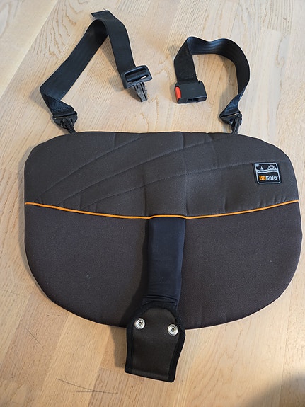 BeSafe iZiFix -turvavyönalennin (ISOFIX) odottavalle äidille