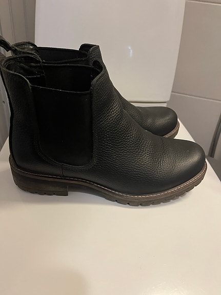 Nilkkurit ECCO 39