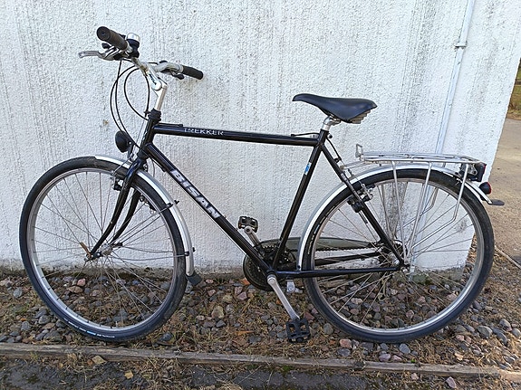 Bisan Trekker 28"  polkupyörä, 21-vaiht