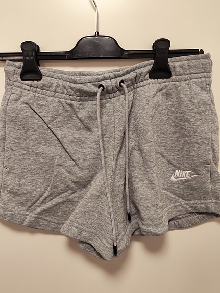Nike shortsit, k. S