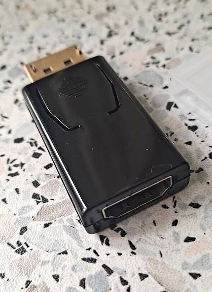 HDMI DisplayPort Adapteri