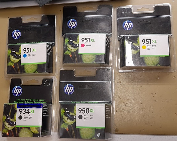 HP mustekasetteja päiväys 2017