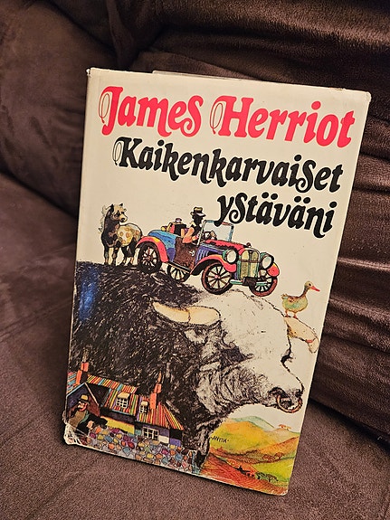 James Herriot Kaikenkarvaiset ystäväni -kirja, kovakantinen