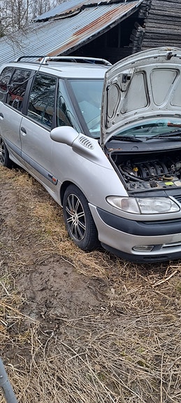Renault grand espace varaosina