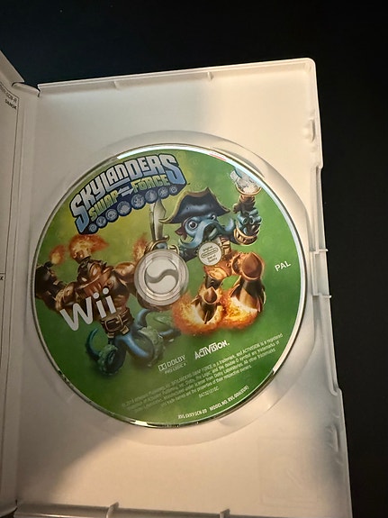 Product image 3 of 3