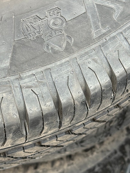 225/75 R16 108H kerran käytetyt kesärenkaat