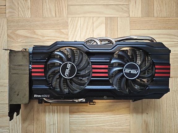 Asus GTX670-DC2-2GD5 NVIDIA GeForce GTX670 2048 MB -näytönohjain PCI-e-väylään