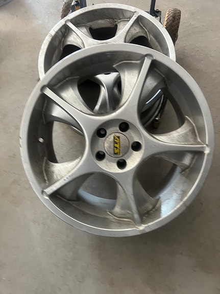 Product image 2 of 9