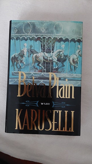 Belva Plain,Karuselli