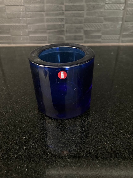 Iittala Kivi tuikkukippo sininen lasi