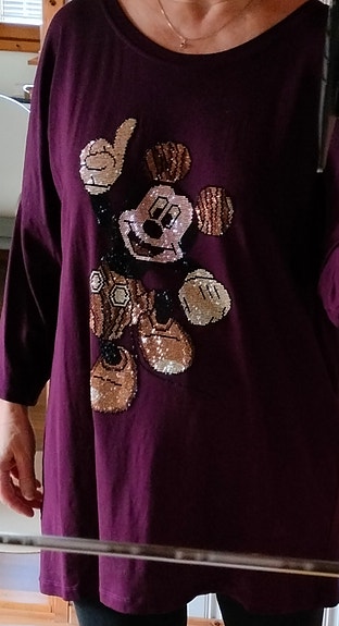 Mikki hiiri,Tunika paita