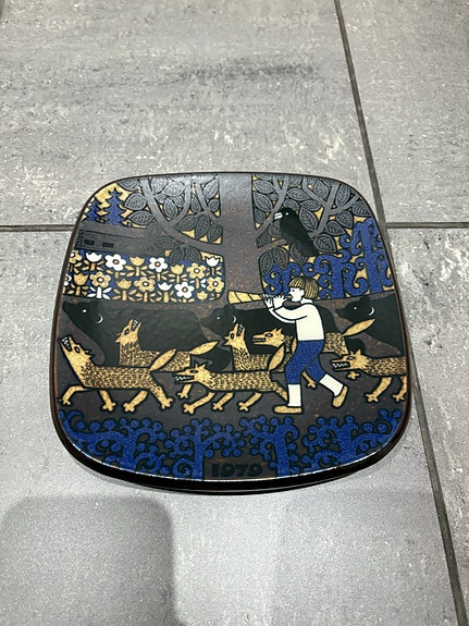 Arabia Kalevala vuosilautanen 1979