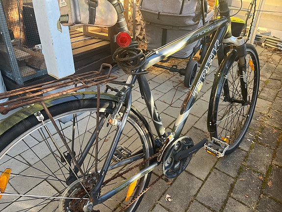 Trek hybridipyörä FX 7100, koko L miehet