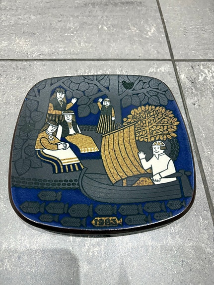 Arabia Kalevala vuosilautanen 1983