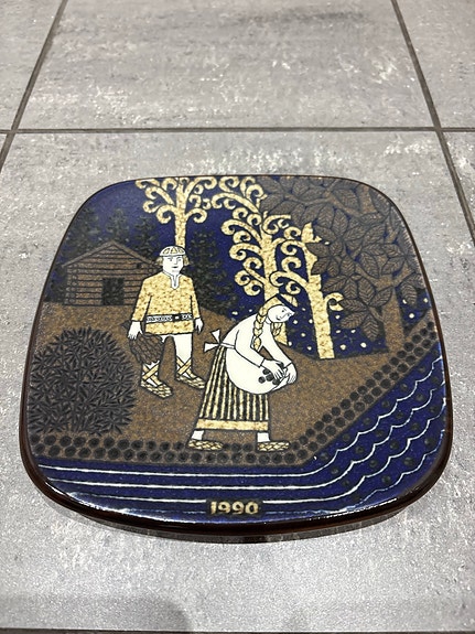 Arabia Kalevala vuosilautanen 1990