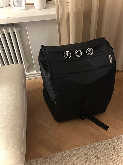 VUOKRATAAN Bugaboo travel bag/ rattaiden matkalaukku