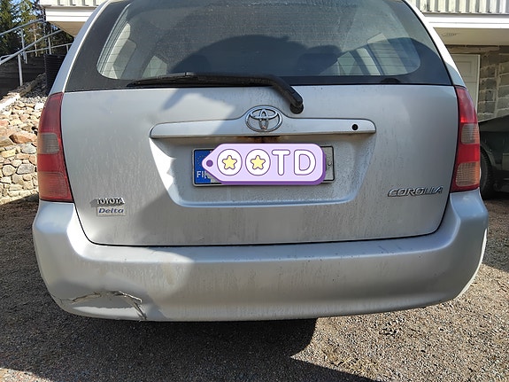 Takapuskuri Toyota Corolla farmariin