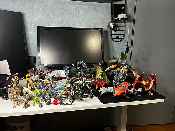 Schleich lohikäärmeitä yms