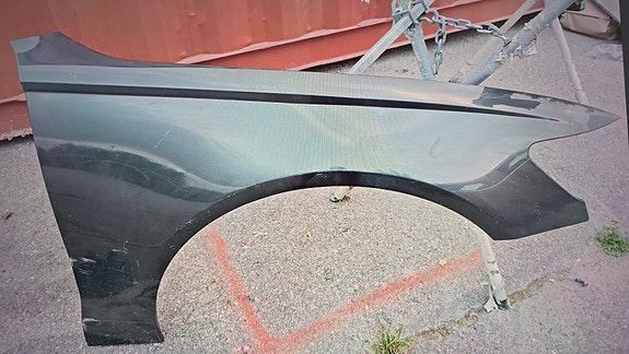 Etulokasuoja - Audi A6 G4 2011-2018 (Oikea etu)