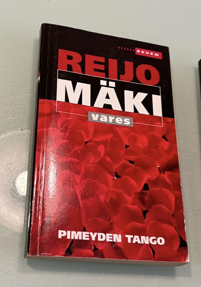 Reijo Mäki – Vares: Pimeyden tango