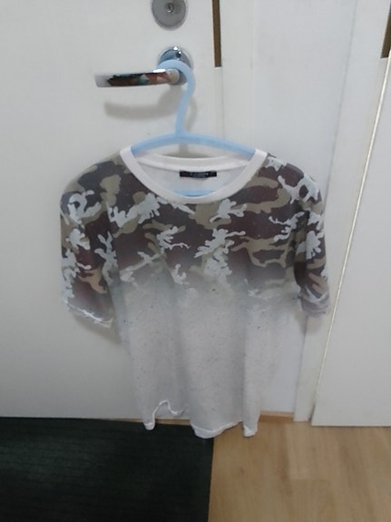 Product image 1 of 2