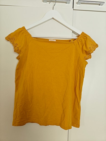 Esprit keltainen paita, S