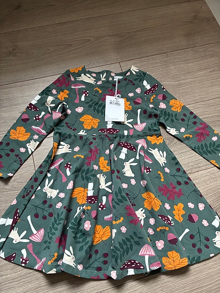 UUSI Polarn mekko 104