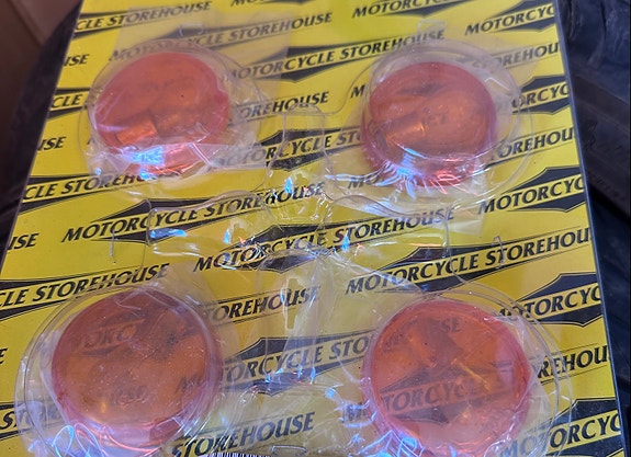 Vilkkujen linssit 4kpl + polttimot HD V-ROD Night Rod Special -09