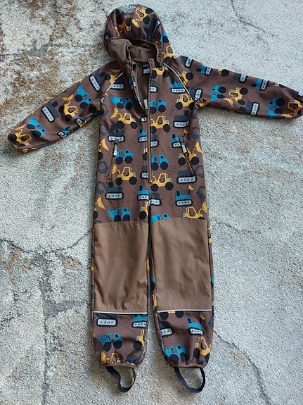 Softshell haalari 122