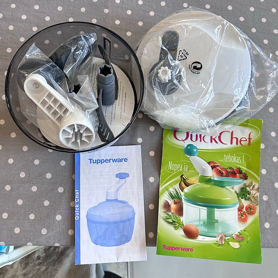 Tupperware Quick Chef monitoimileikkuri/ vatkain