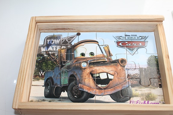 Disney Cars palapelit 3 kpl  puulaatikossa