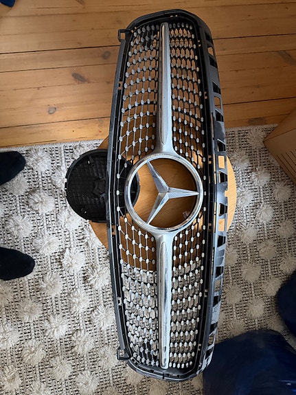 Mercedes-Benz a-sarja W176 timanttimaski