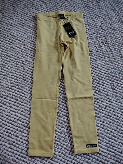 Villervalla legginssit