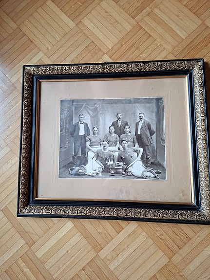Product image 1 of 5