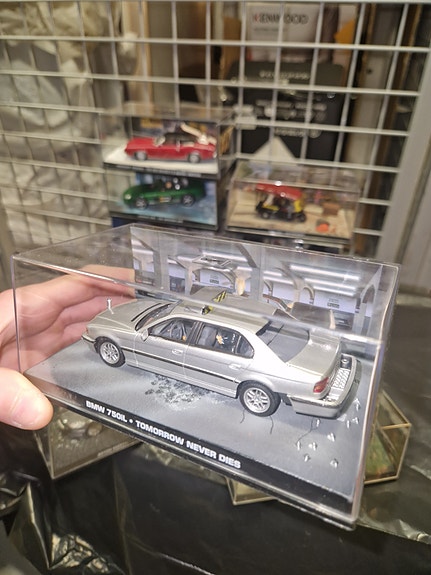 Product image 7 of 9