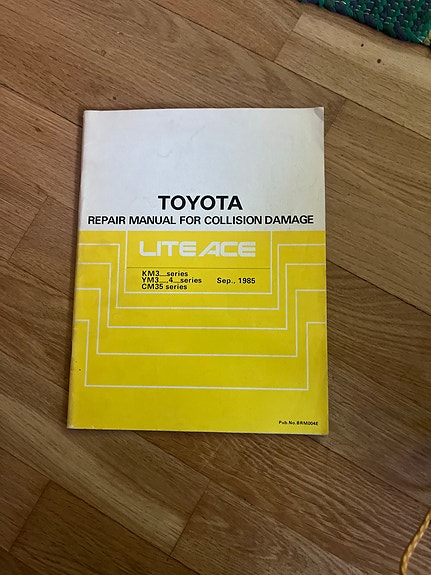 Toyota Liteace 1985 korivaurioiden korjausopas englanninkielinen