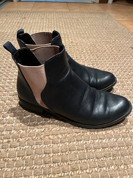 Kengät 38