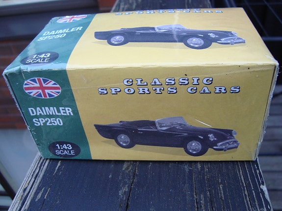 Daimler SP250 pienoismalli